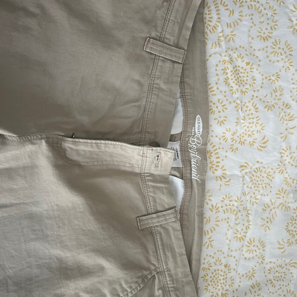 Old Navy Boyfriend Khakis - Picture 2 of 3